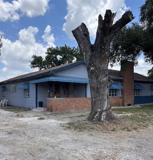 7805 Almeda Genoa Road, Houston, TX 77075