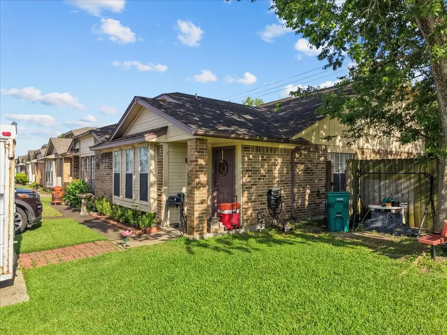 6602 Tamar Drive #A B, Pasadena, TX 77503 - #2
