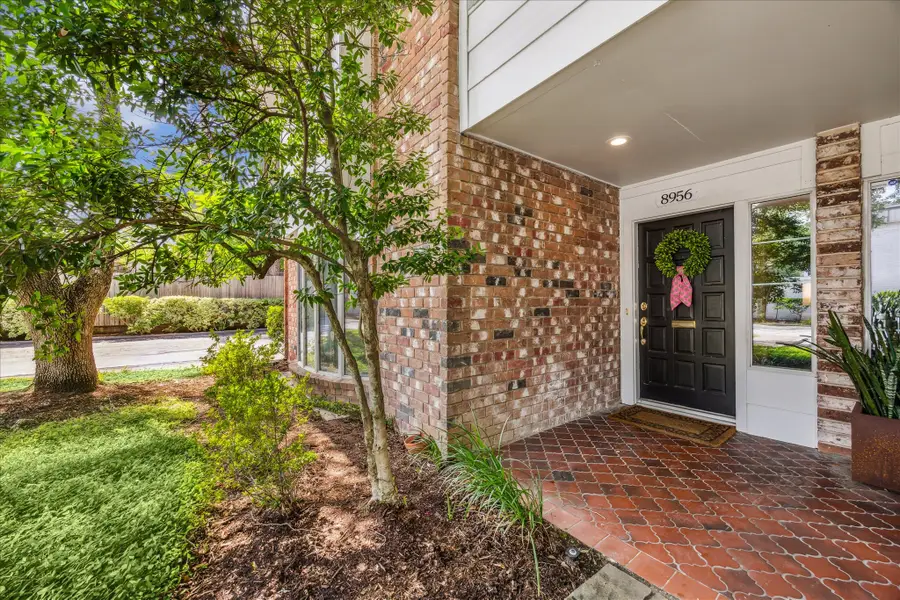 8956 Chatsworth Drive #8956, Houston, TX 77024 - #2