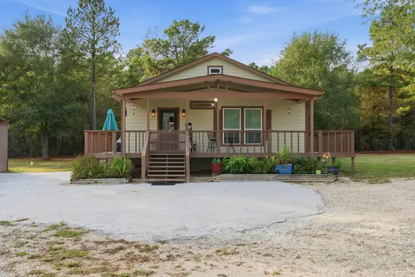 1555 Fm 247 Road, Huntsville, TX 77320