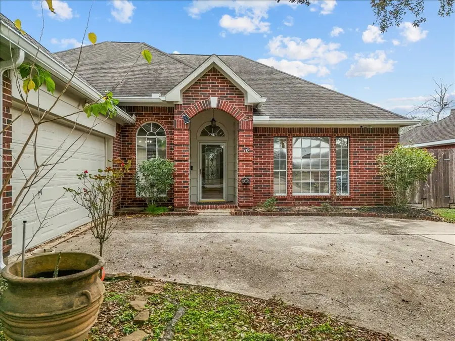 2733 W Oaks Boulevard, Pearland, TX 77584 - Image #3