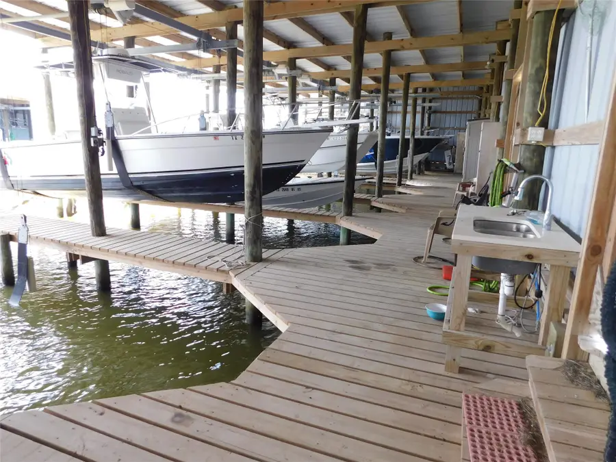 10W Port Street, Port Lavaca, TX 77979 - #3