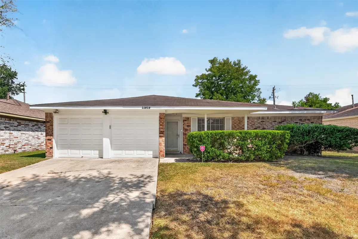 11819 S Evelyn Circle, Houston, TX 77071 - #1