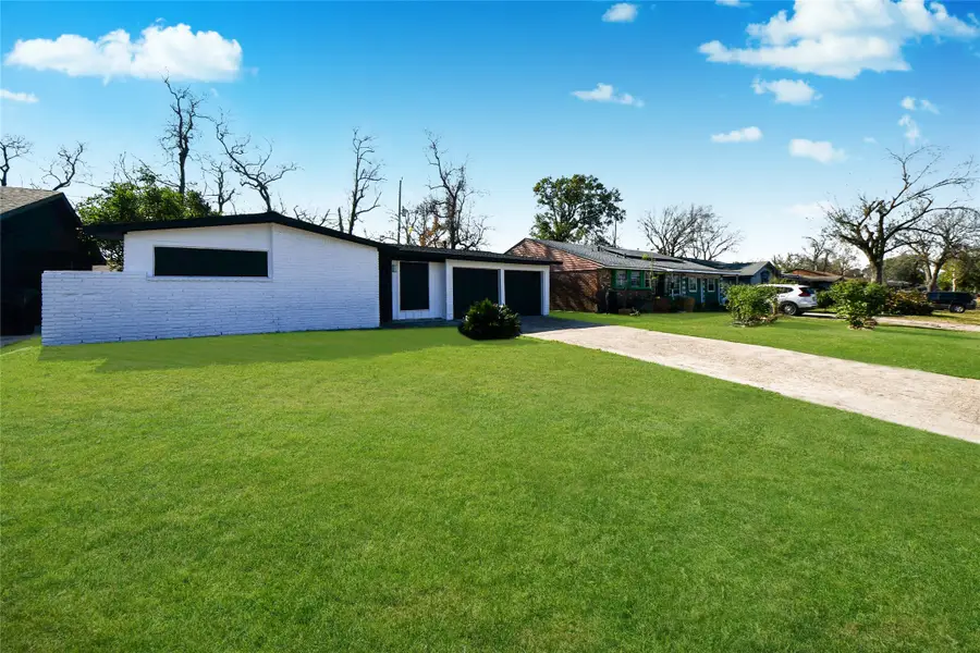 3727 Prudence Drive, Houston, TX 77045 - #2