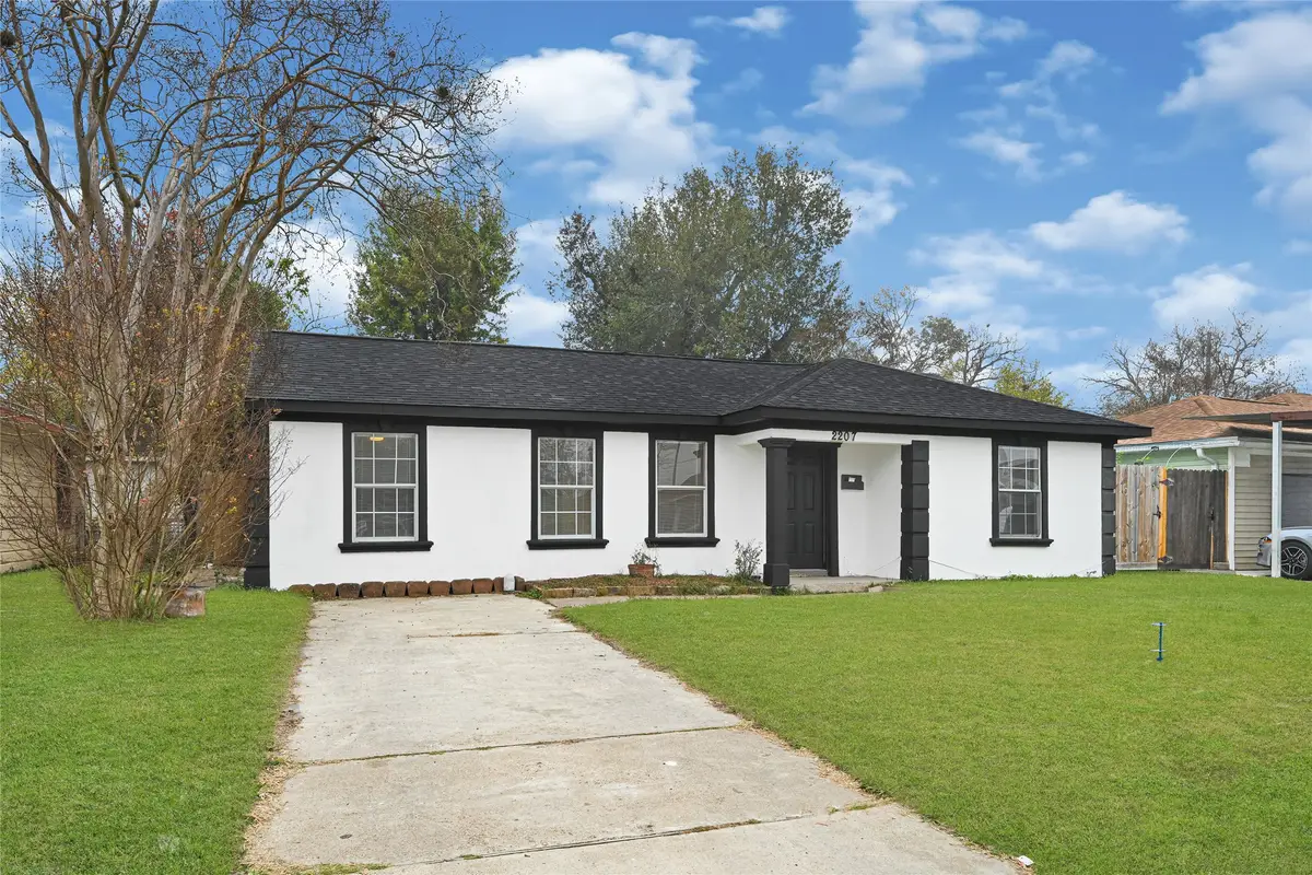 2207 Raymond Street, Pasadena, TX 77506 - Image #1