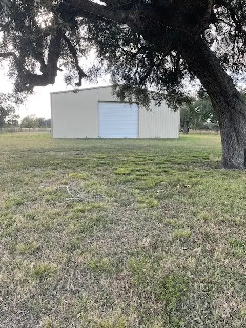 1409 County Road 124, Wharton, TX 77488 - Image #3