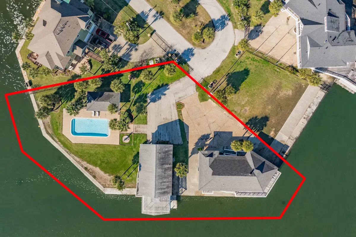 3910 & 3912 Bob Smith Road, Jamaica Beach, TX 77554 - #1