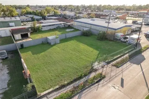 7811 Hammerly Blvd, Houston, TX 77055 - #2