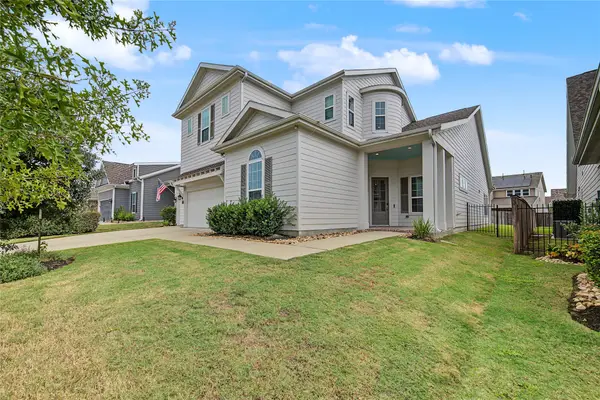 2352 Goldenglade Drive, Conroe, TX 77384