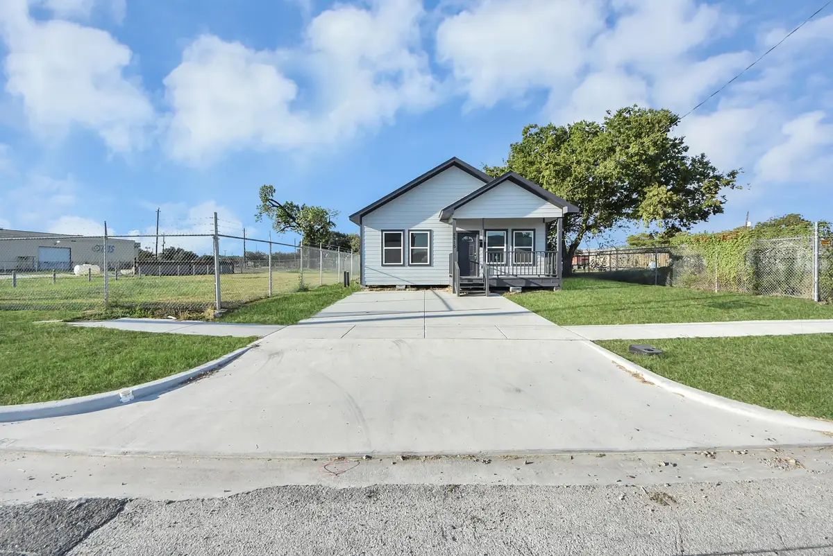 8215 La Porte Road, Houston, TX 77012 - #1