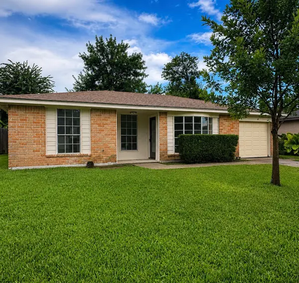 826 Deercrest Street, Channelview, TX 77530