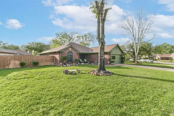 3022 Warbler Lane, Humble, TX 77396