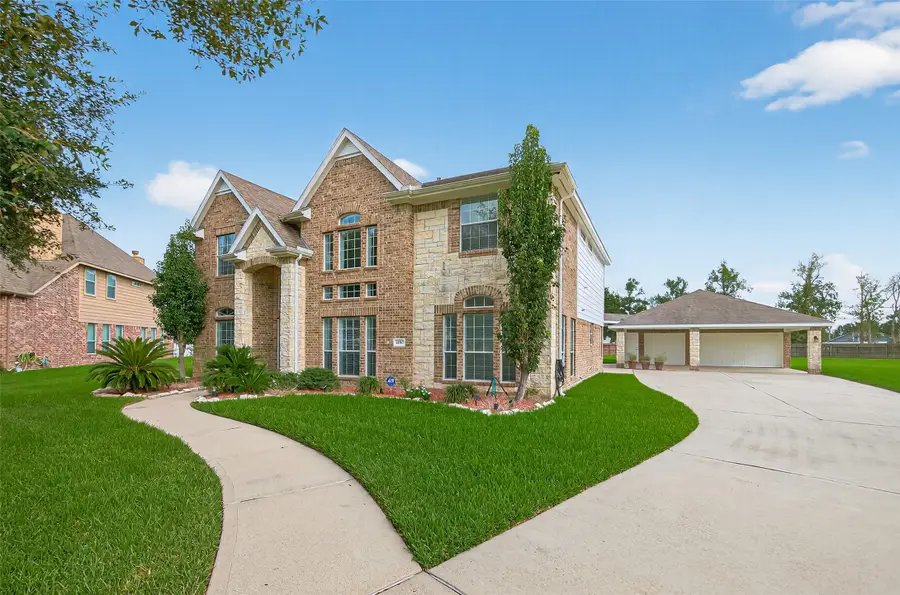 14910 High Meadow Ln, Baytown, TX 77523 - Image #2