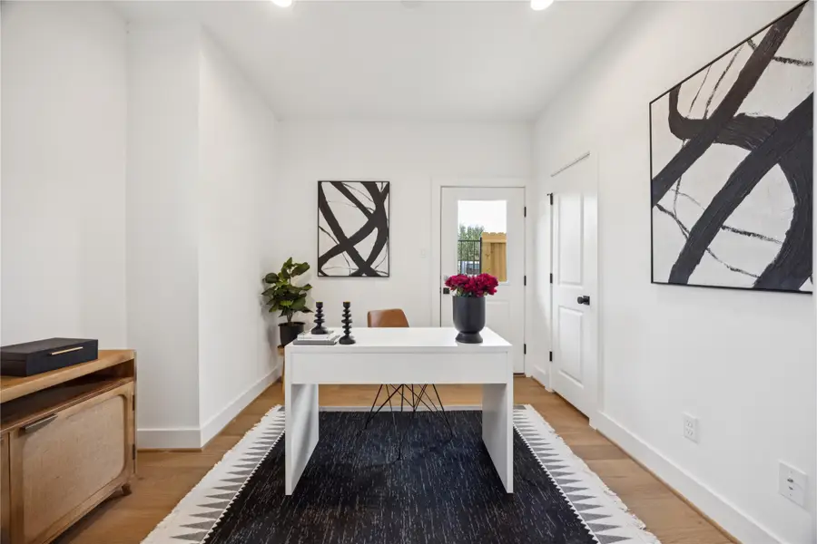 2808 Mills Street, Houston, TX 77026 - Image #3