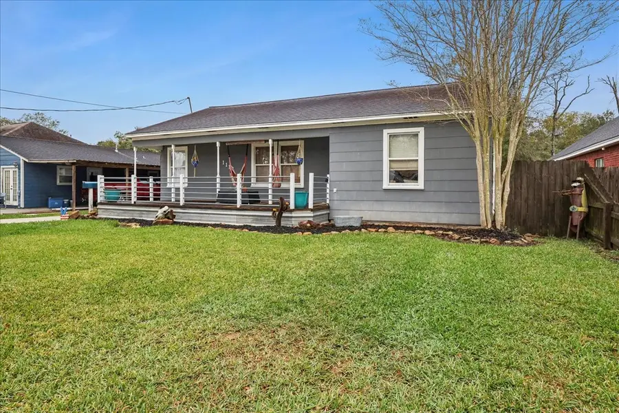 1118 West Drive, Port Neches, TX 77651 - Image #2