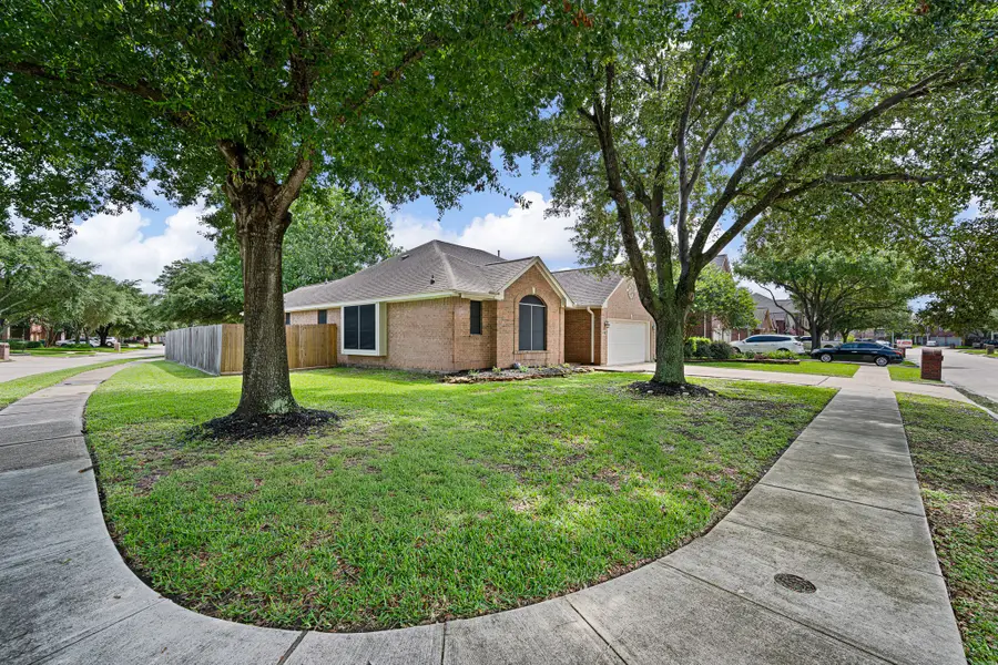 4838 Aspen Drive, Pasadena, TX 77505 - #2