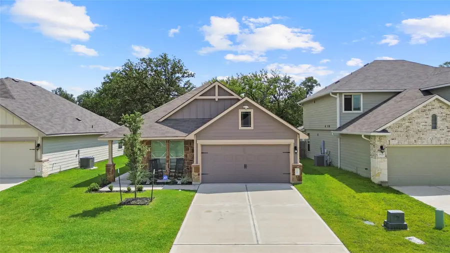 1922 Cartwright Street, Bryan, TX 77807 - Image #2