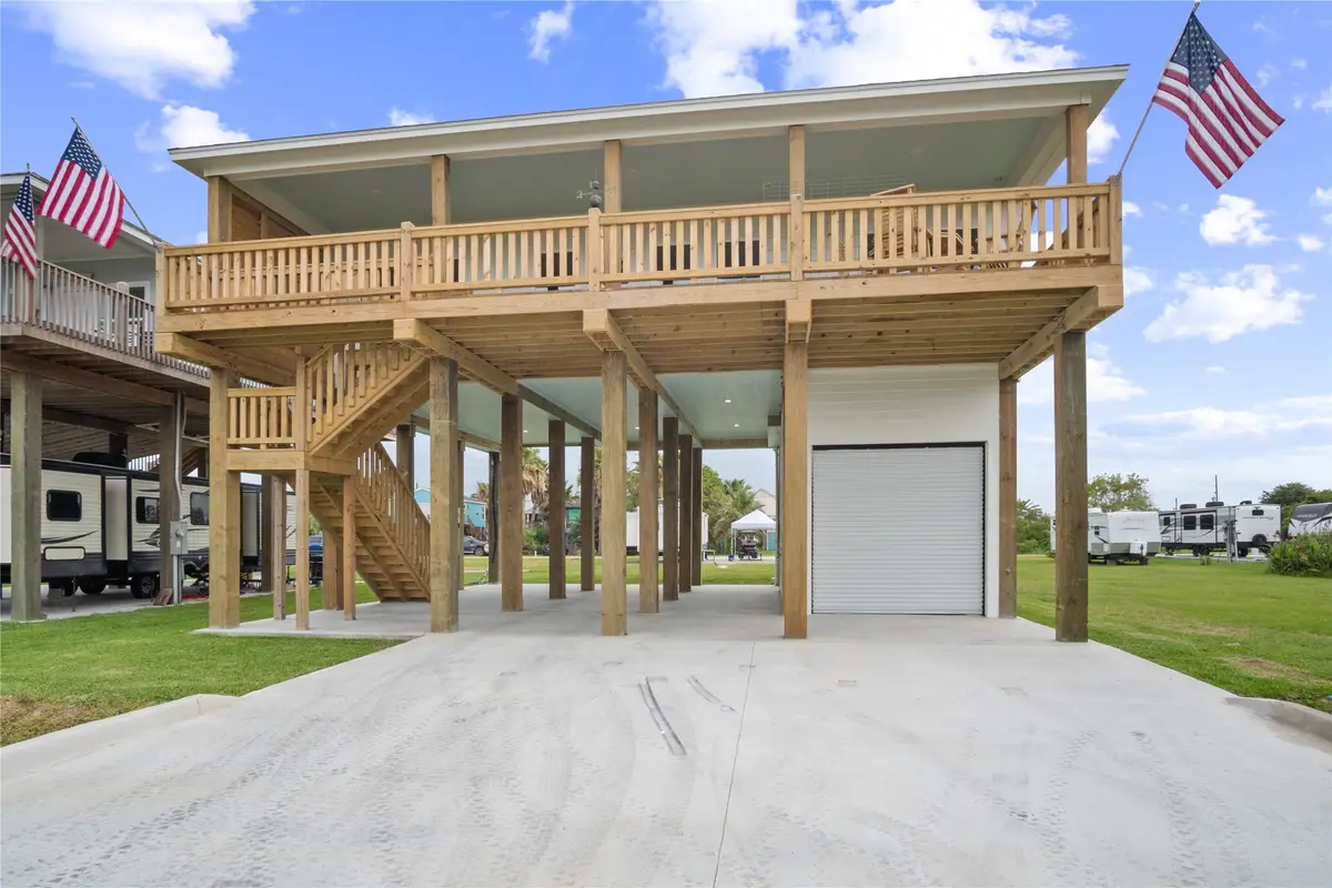 131 South Mae Cir S, Crystal Beach, TX 77650 - #1