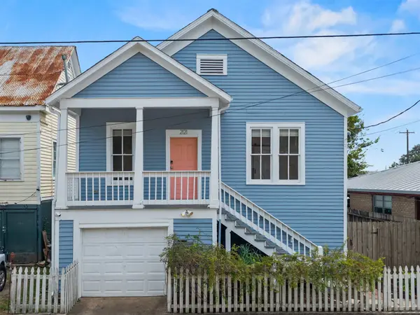 2121 Ursuline Street, Galveston, TX 77550