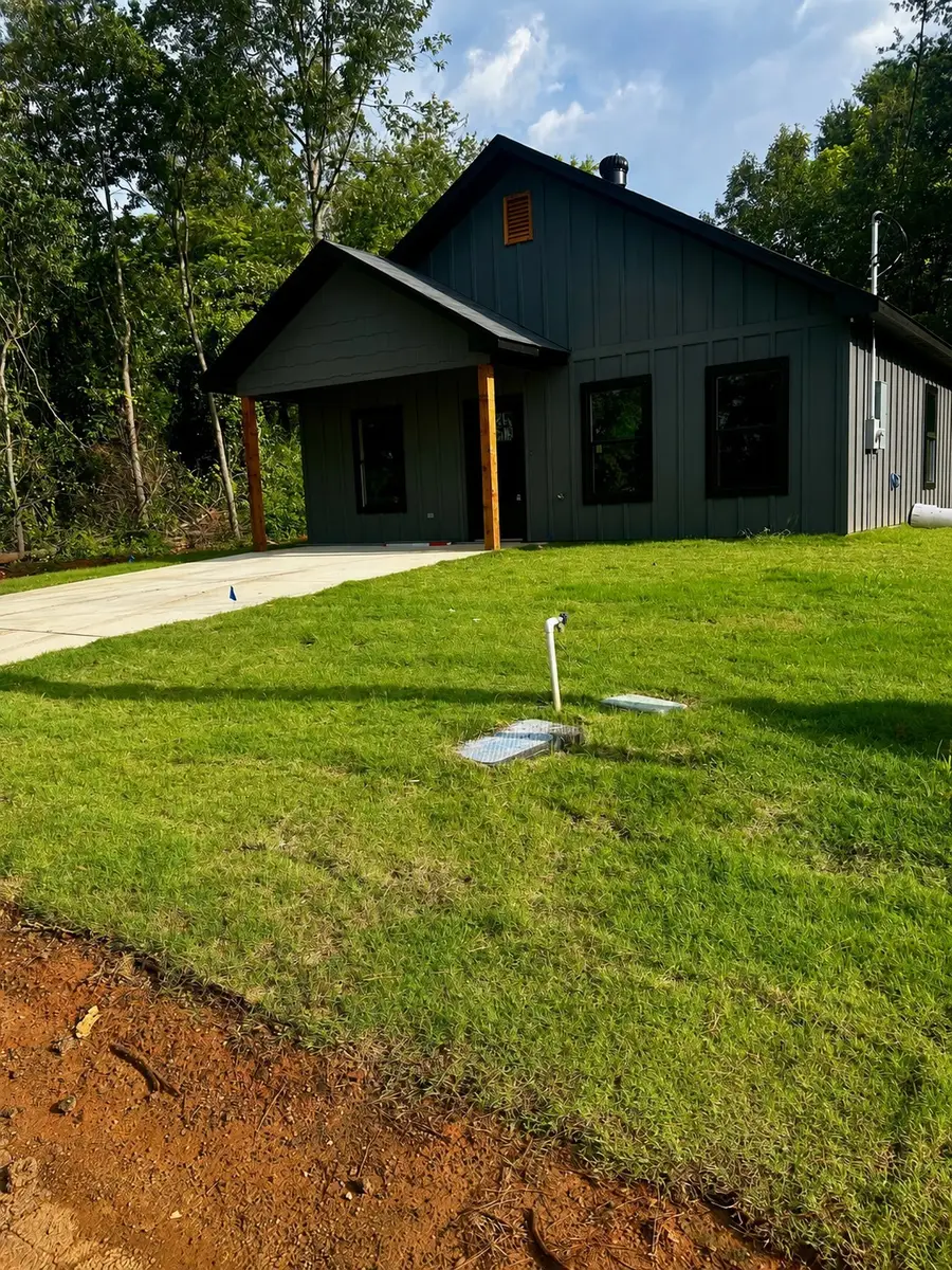 201 E Fleming, Longview, TX 75604 - #2