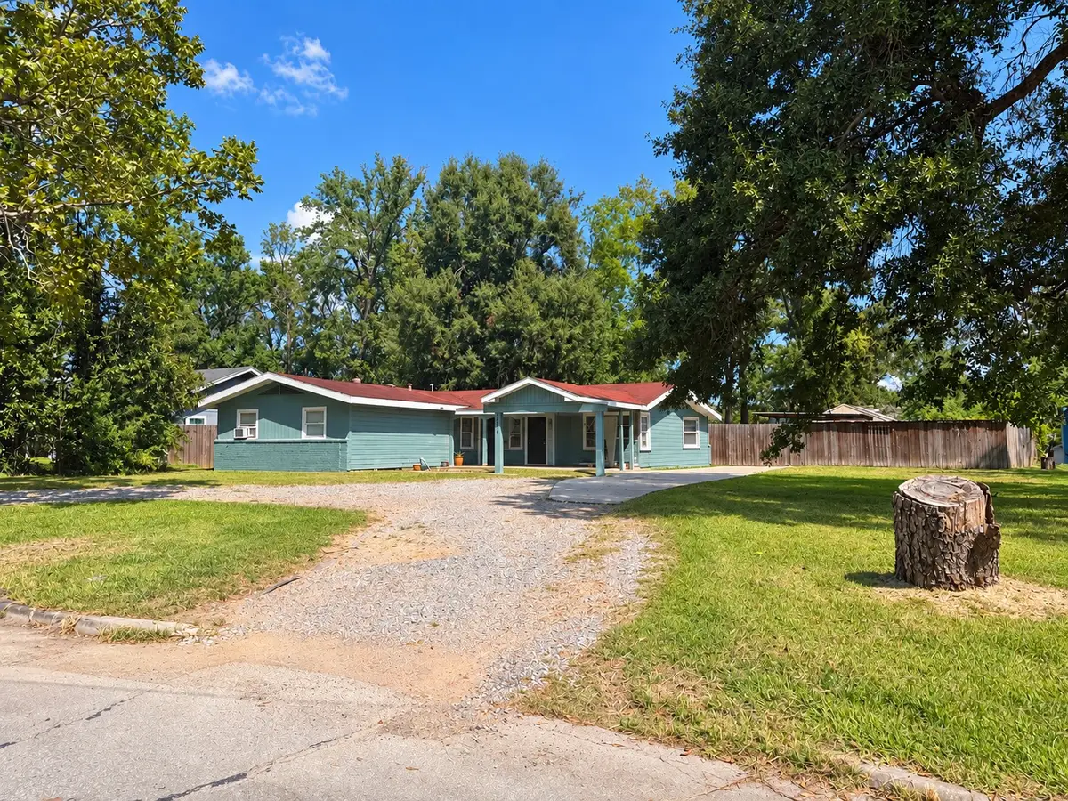 5210 Bristol Drive, Beaumont, TX 77707 - #1