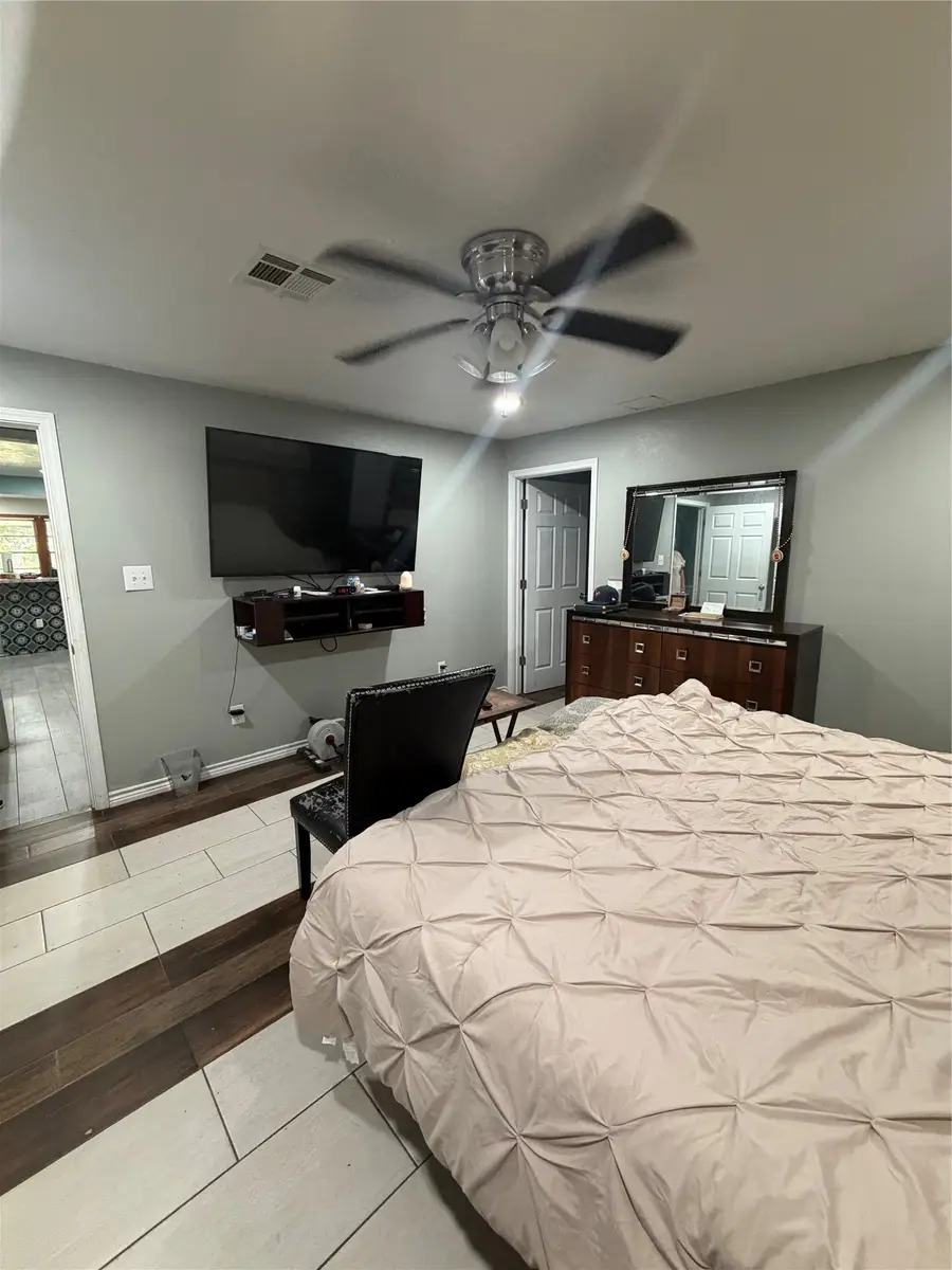 5210 Bristol Drive, Beaumont, TX 77707 - #3