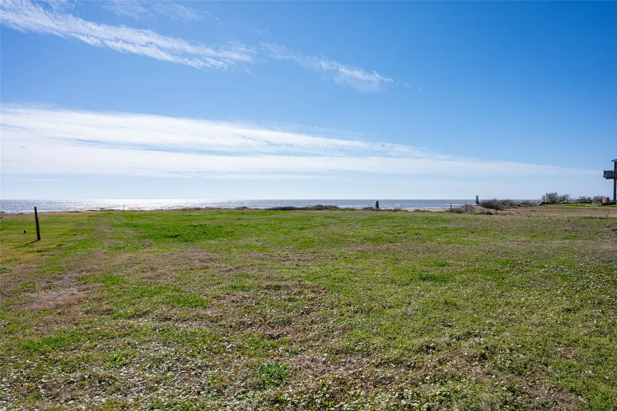 975 Marjorie, Gilchrist, TX 77617 - #1