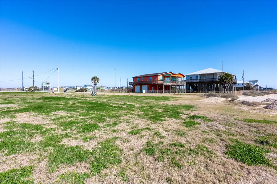 975 Marjorie, Gilchrist, TX 77617 - #3