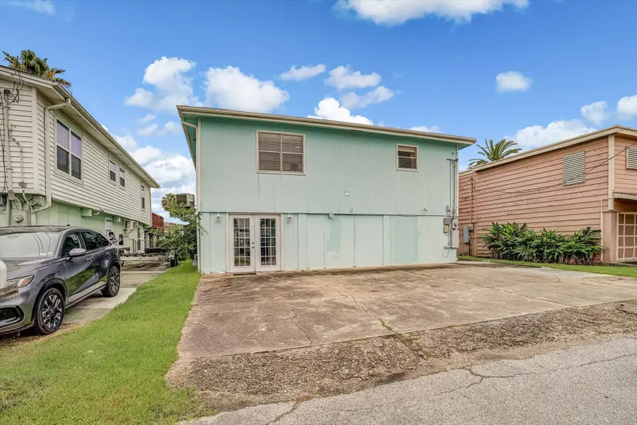 6 Dolphin Street, Bayou Vista, TX 77563 - #2