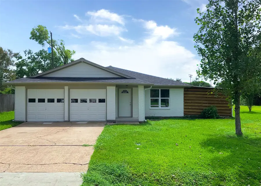 522 Irene Drive, Highlands, TX 77562 - #2