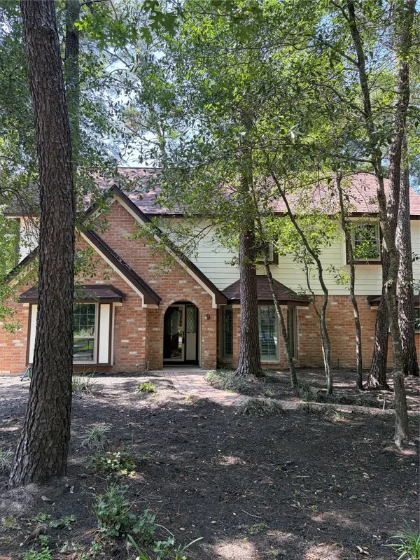 9 N Havenridge Drive, The Woodlands, TX 77381