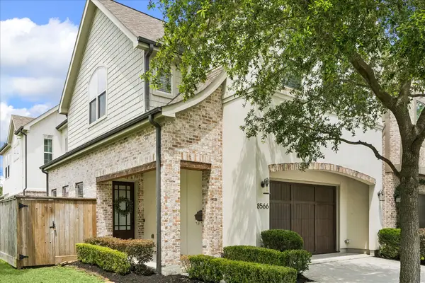 8566 Forum Drive, Houston, TX 77055