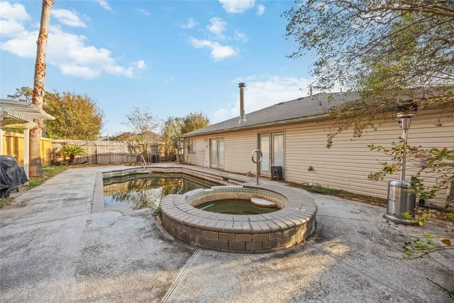 22602 Red Pine Drive, Tomball, TX 77375 - Image #3