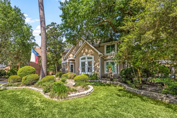 6 Windflower Place, The Woodlands, TX 77381