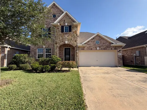 222 Ashley Way, Alvin, TX 77511
