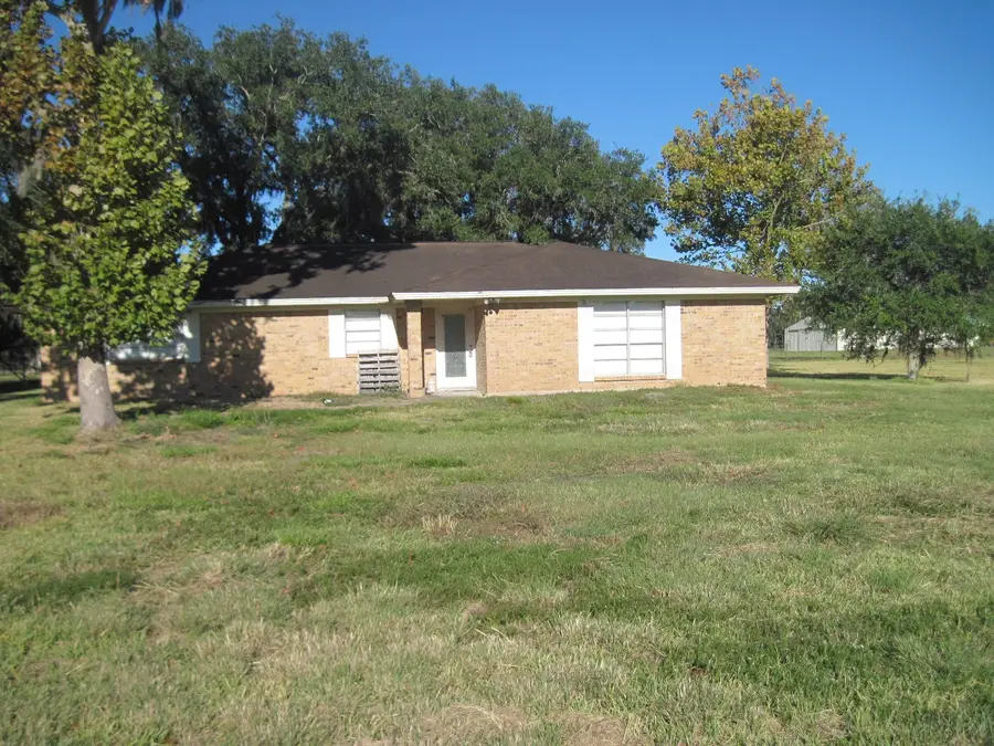 4129 Fm 524 Road, West Columbia, TX 77486 - Image #2
