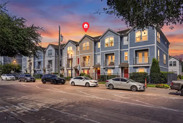 3208 Chenevert Street, Houston, TX 77004