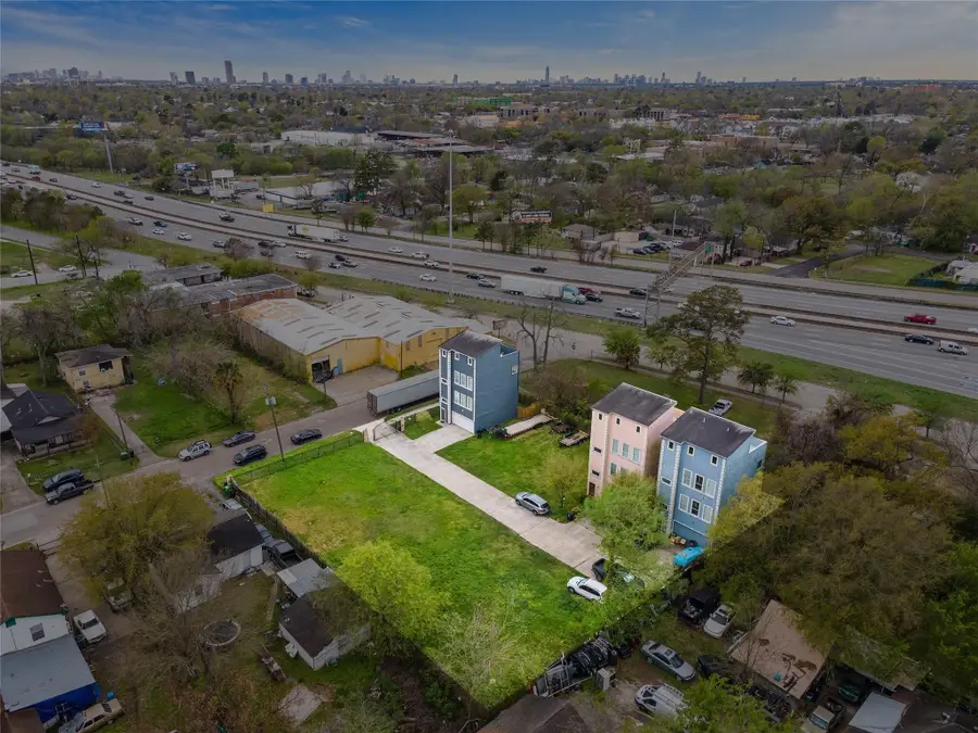 0 Eichwurzel Tbd Lane, Houston, TX 77009 - #2