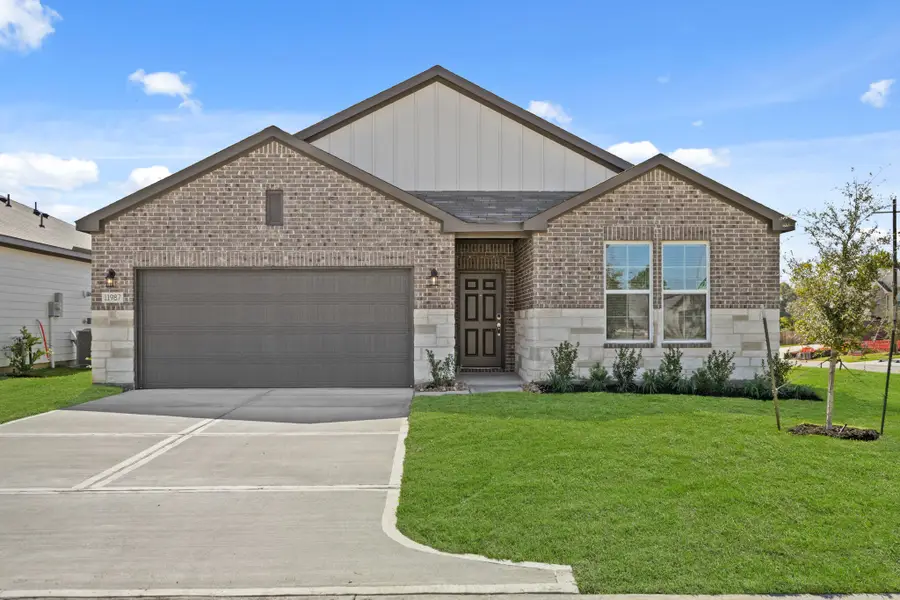 11987 Wisteria Meadows Drive, Willis, TX 77318 - Image #2