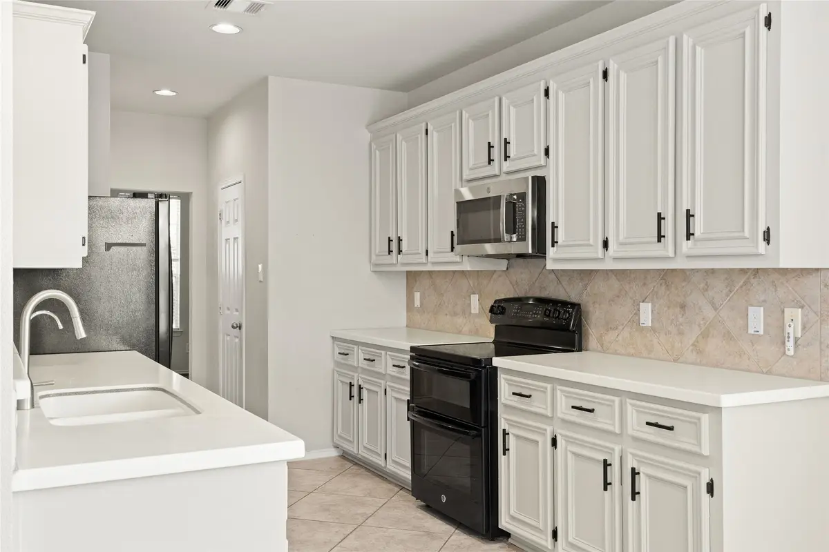 9611 Oxford Grove Drive, Houston, TX 77095 - #1