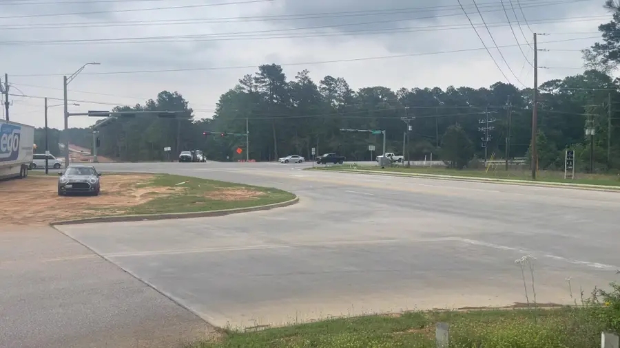 000 Fm 830, Conroe, TX 77304 - Image #3