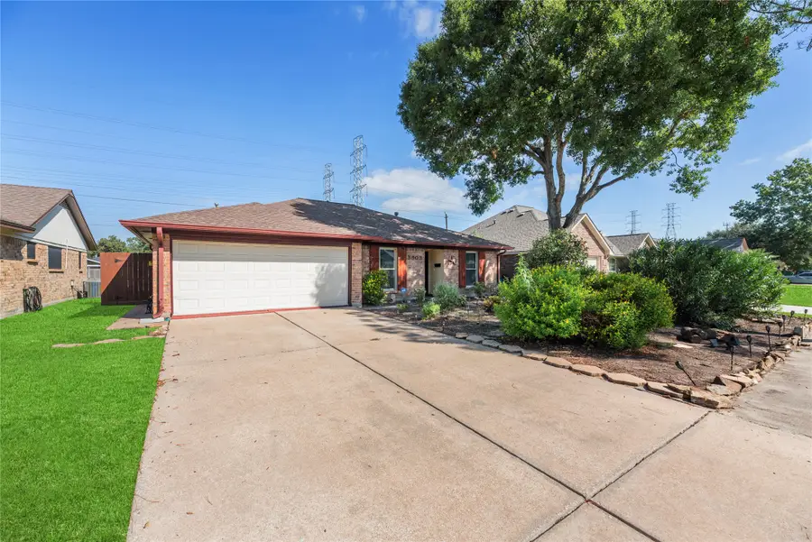 3803 Karen Lane, Pasadena, TX 77503 - Image #2