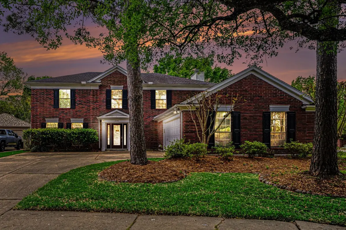 2101 Shadow Bay Circle, League City, TX 77573 - #1