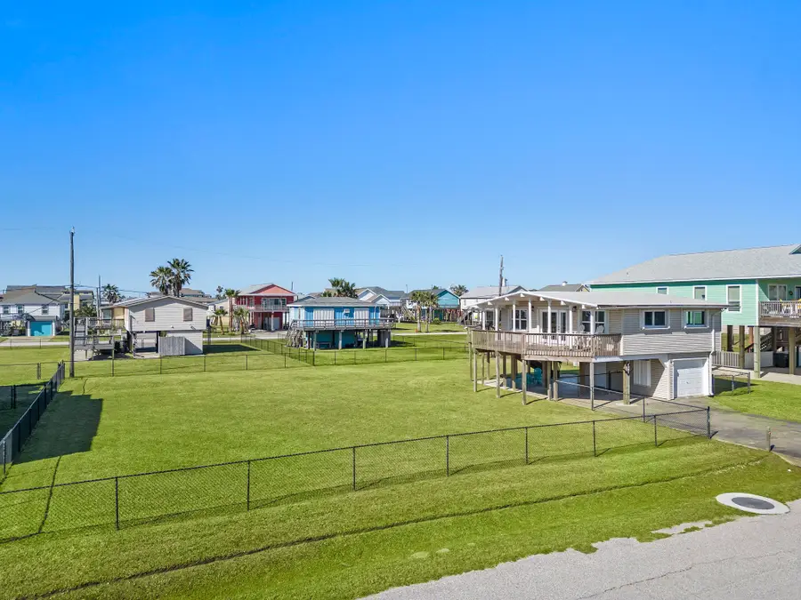 4208 Hardin Drive, Galveston, TX 77554 - #2