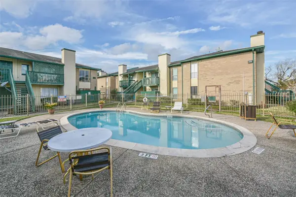 1516 Bay Area Boulevard #P20, Houston, TX 77058