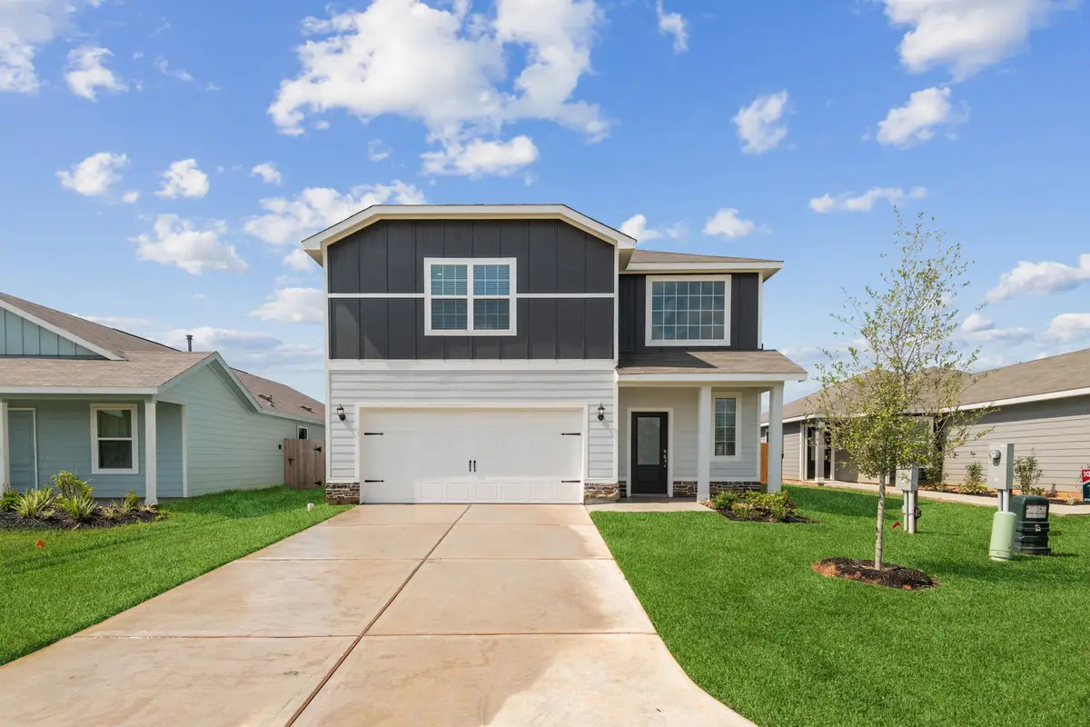 15826 Berry Hill Drive, Conroe, TX 77303 - Image #1