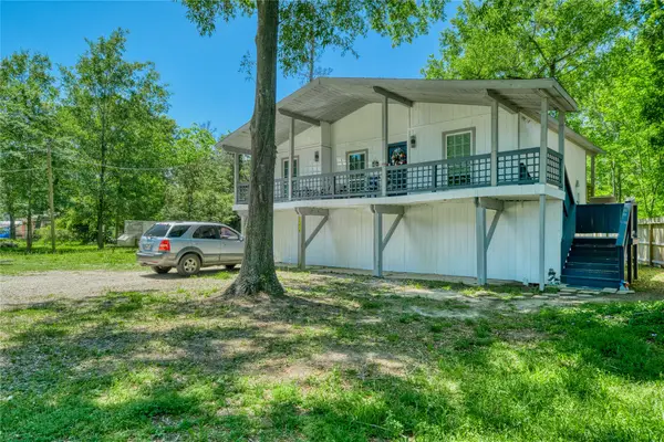 22418 E Shorewood Loop E, Houston, TX 77336