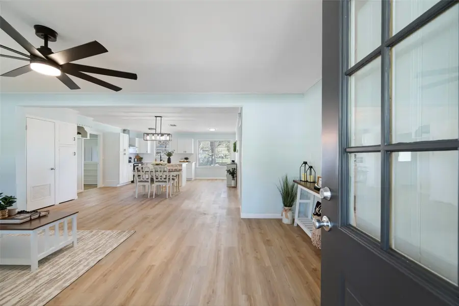 388 Delbur Street, El Campo, TX 77437 - Image #2