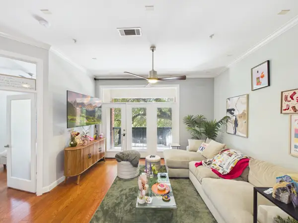 300 St Joseph Parkway #114, Houston, TX 77002