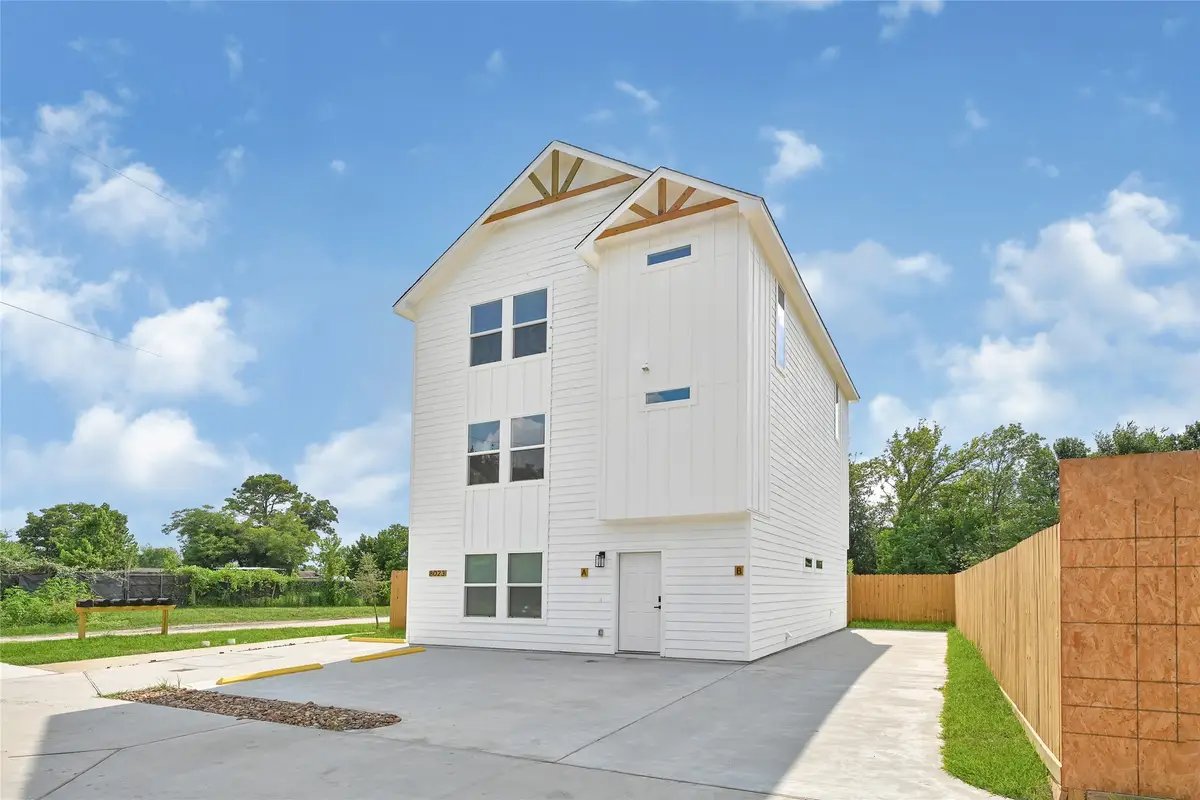 8023 Birmingham, Houston, TX 77028 - Image #1